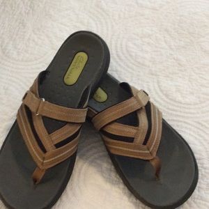 Women’s Clarks Wave Walk Sandals
